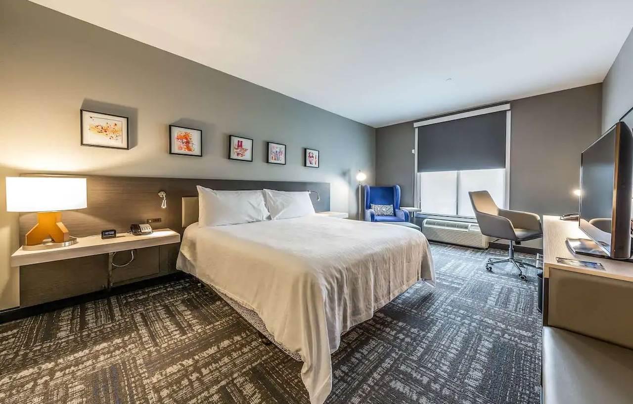 Hilton Garden Inn Бомонт Екстериор снимка