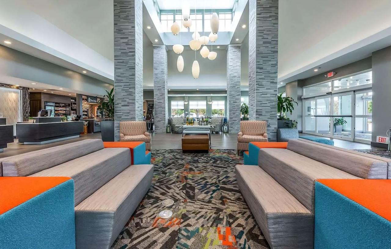 Hilton Garden Inn Бомонт Екстериор снимка