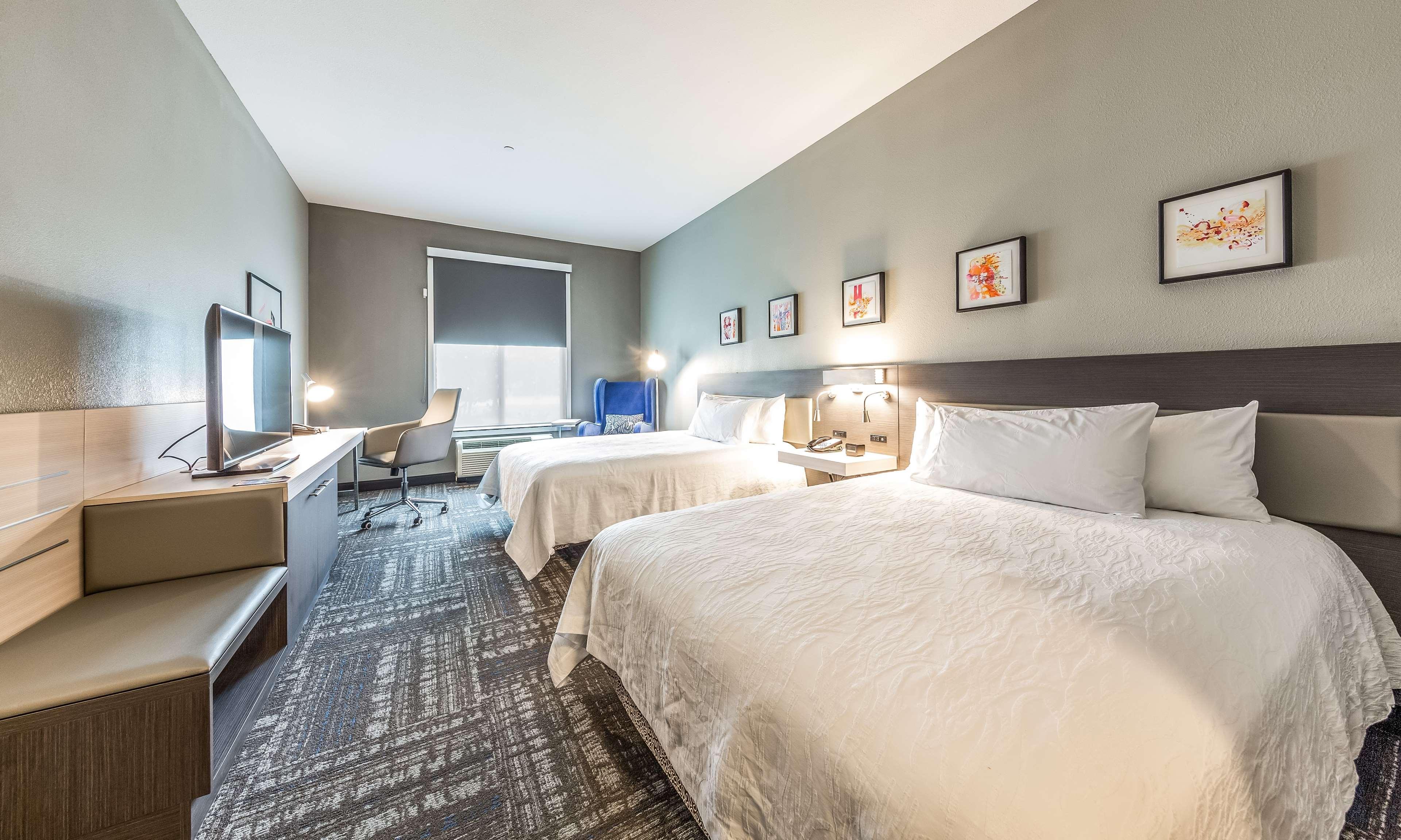 Hilton Garden Inn Бомонт Екстериор снимка