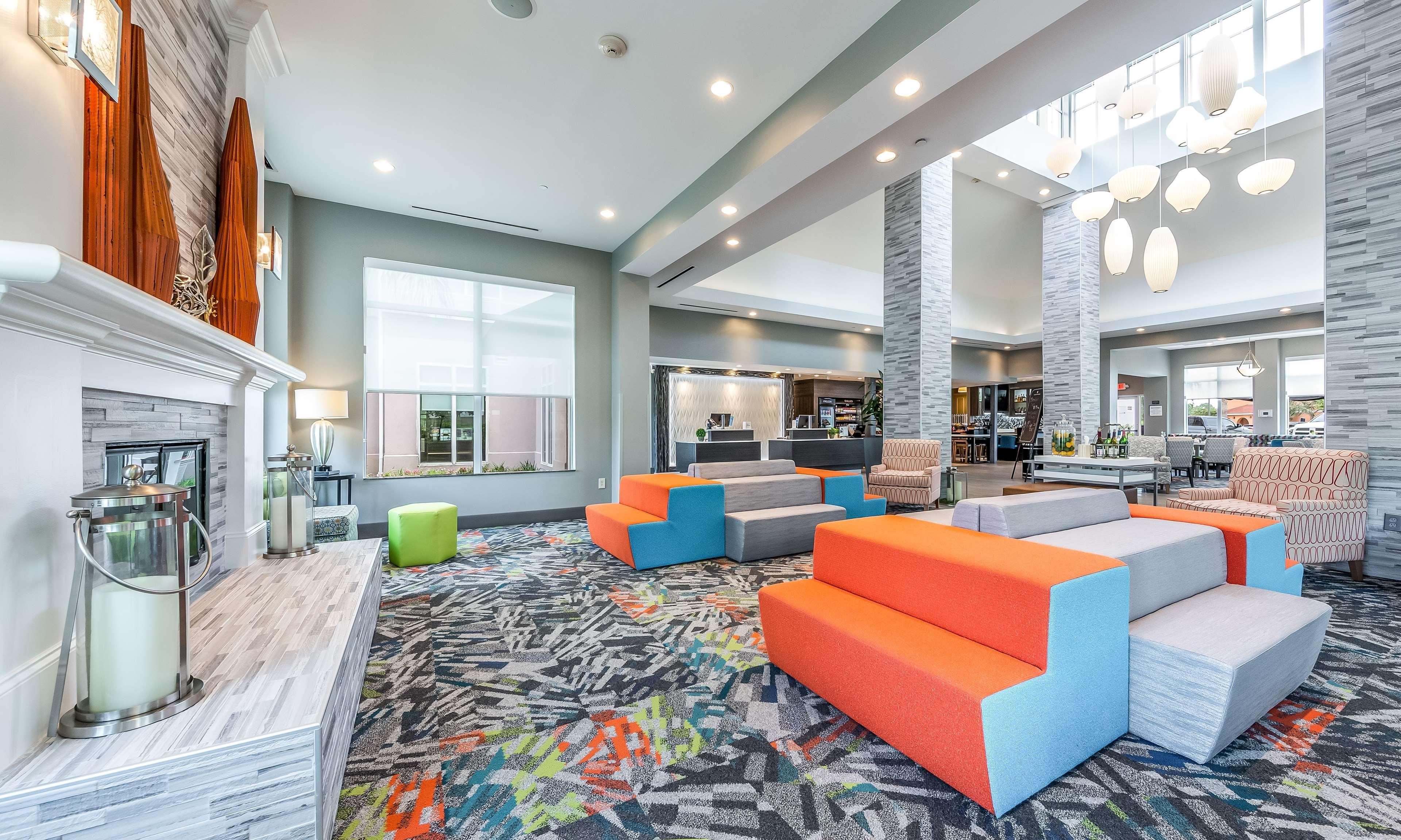 Hilton Garden Inn Бомонт Екстериор снимка