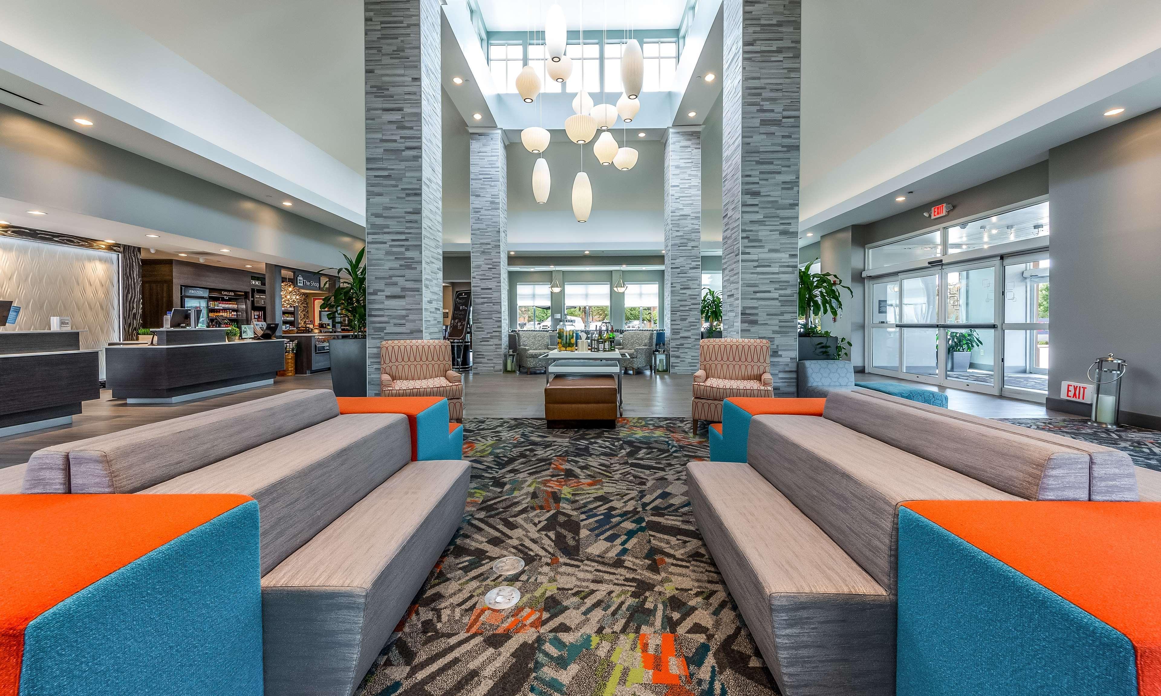 Hilton Garden Inn Бомонт Екстериор снимка