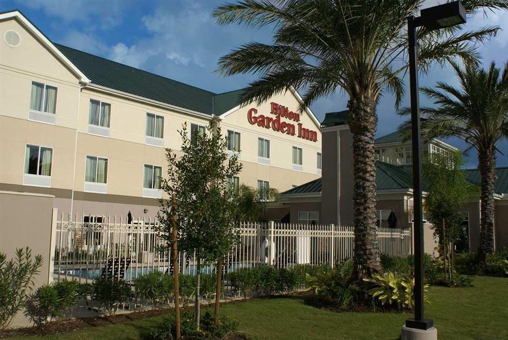 Hilton Garden Inn Бомонт Екстериор снимка