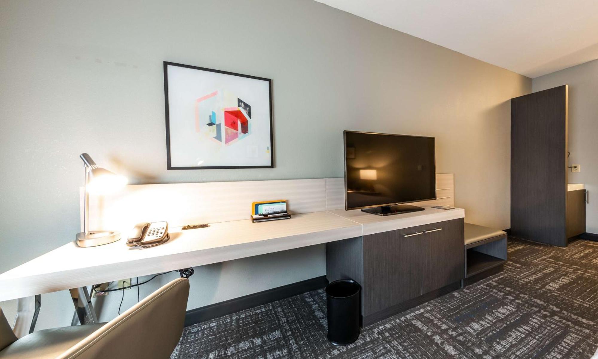 Hilton Garden Inn Бомонт Екстериор снимка