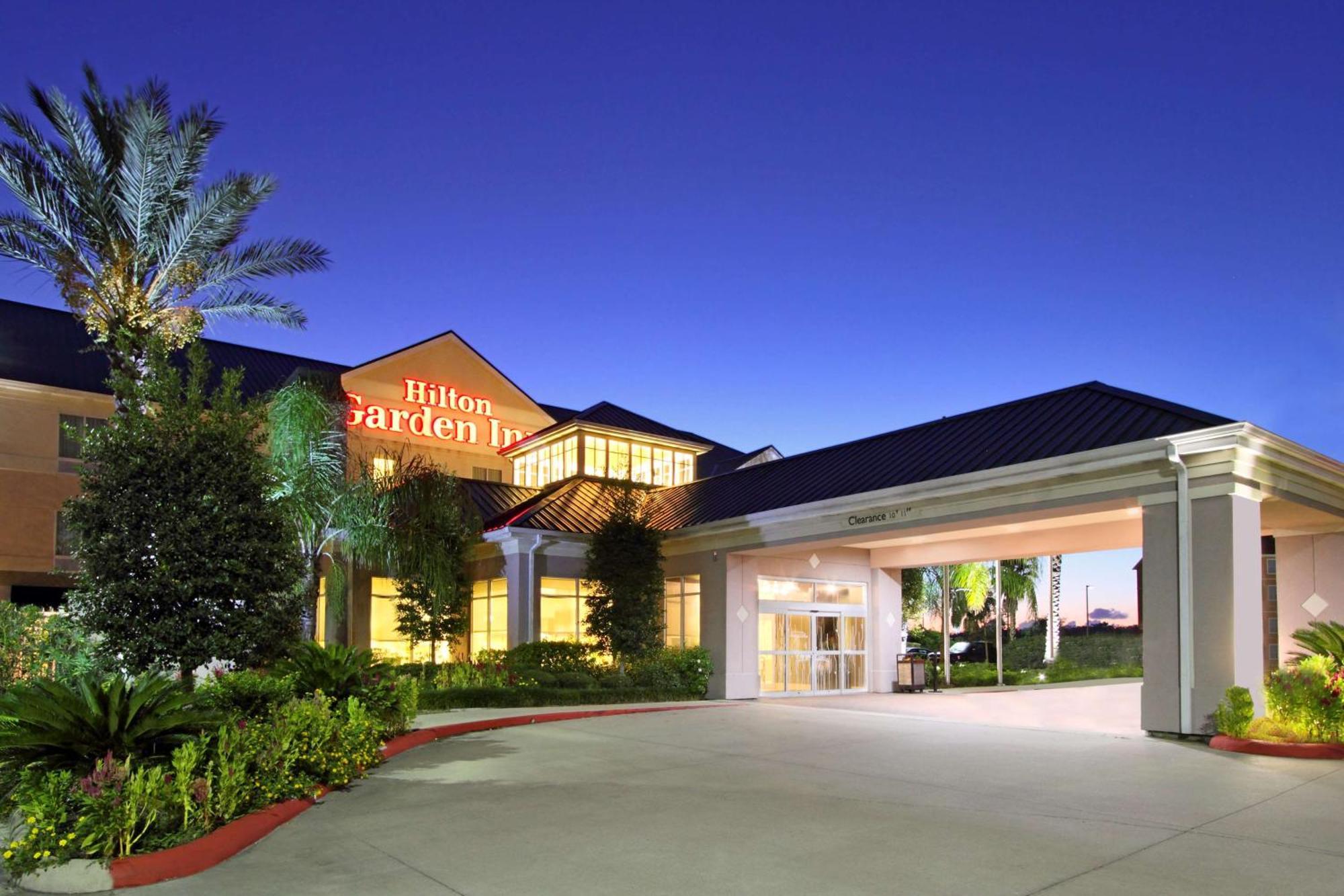 Hilton Garden Inn Бомонт Екстериор снимка